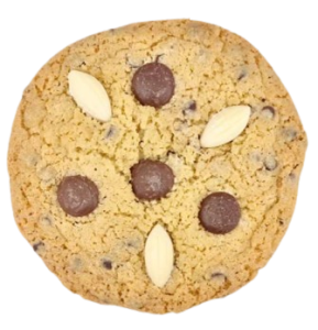 Maxi_cookie_trois_chocolats-removebg-preview